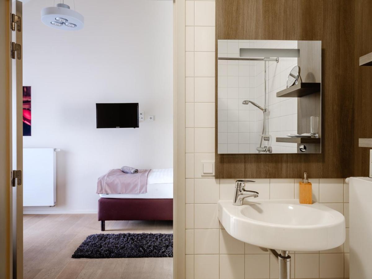 Hotel L'O De Vie Sint-Truiden Esterno foto
