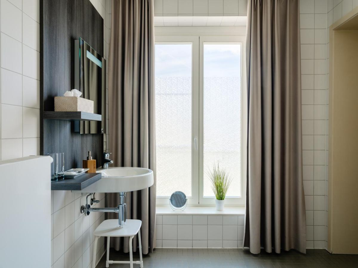 Hotel L'O De Vie Sint-Truiden Esterno foto